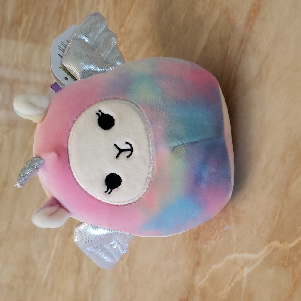 NWT lucy-may Llama pegacorn 5inch squishmallow